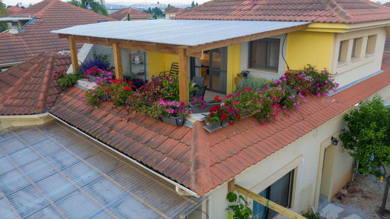 צימר רומנטי ואיכותי בפרדס חנה La Baita ภายนอก รูปภาพ